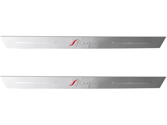 2 LuxylineEinstiegsleisten aus Aluminium