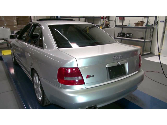 ChromZierleiste für Kofferraum Audi A4 série 1 9498  Audi A4 série 1 phase 2 9900