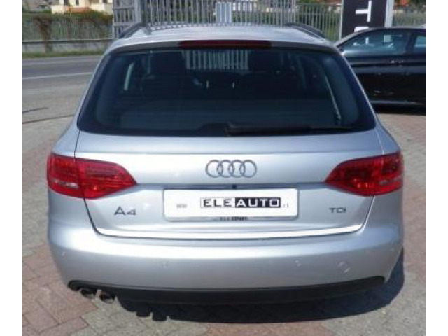 ChromZierleiste für Kofferraum Audi A4 série 3 phase 2 avant 1126