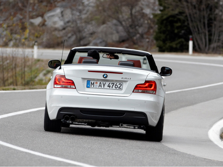 Chrom-Zierleiste f&uuml;r Kofferraum BMW S&eacute;rie 1 E88 08-13 cabrio