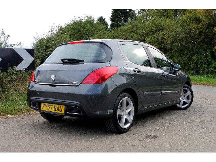Chrom-Zierleiste f&uuml;r Kofferraum Peugeot 308 07-13