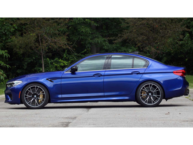 Chromleiste für die untere Fensterkontur BMW M5