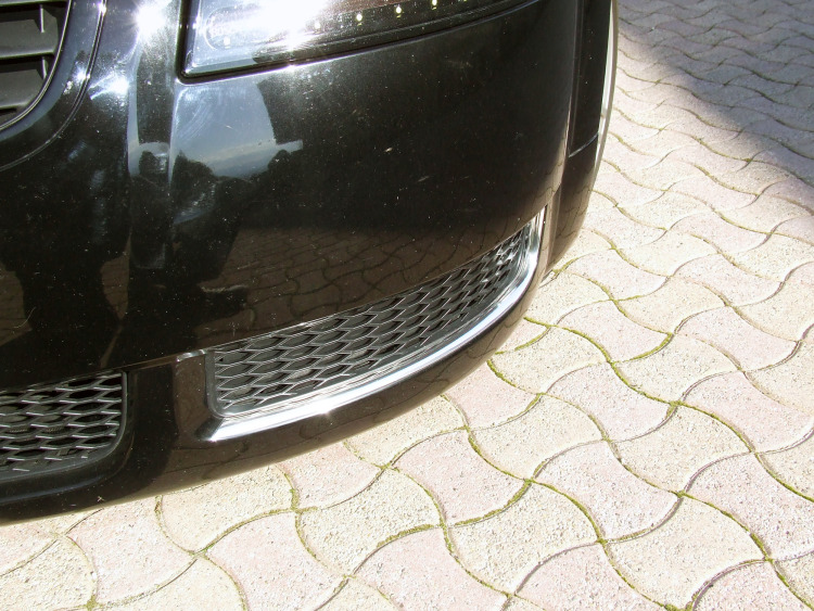Chromzierleiste f&uuml;r K&uuml;hlergrill Audi TT S&eacute;rie 1 98-06