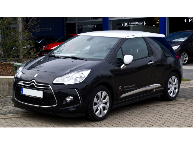 ZierChromleiste für die NebelscheinwerferKonturen Citroën DS 3