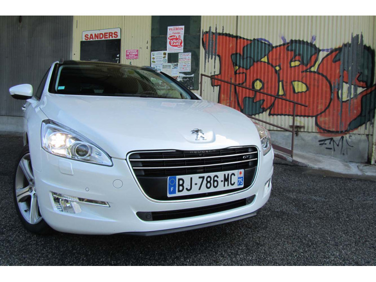 Zier-Chromleiste f&uuml;r K&uuml;hlergrill-Oberteil Peugeot 508 Berline & Peugeot 508 SW