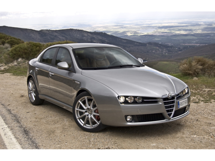Zier-Chromleiste f&uuml;r K&uuml;hlergrill-Unterteil Alfa Romeo 159